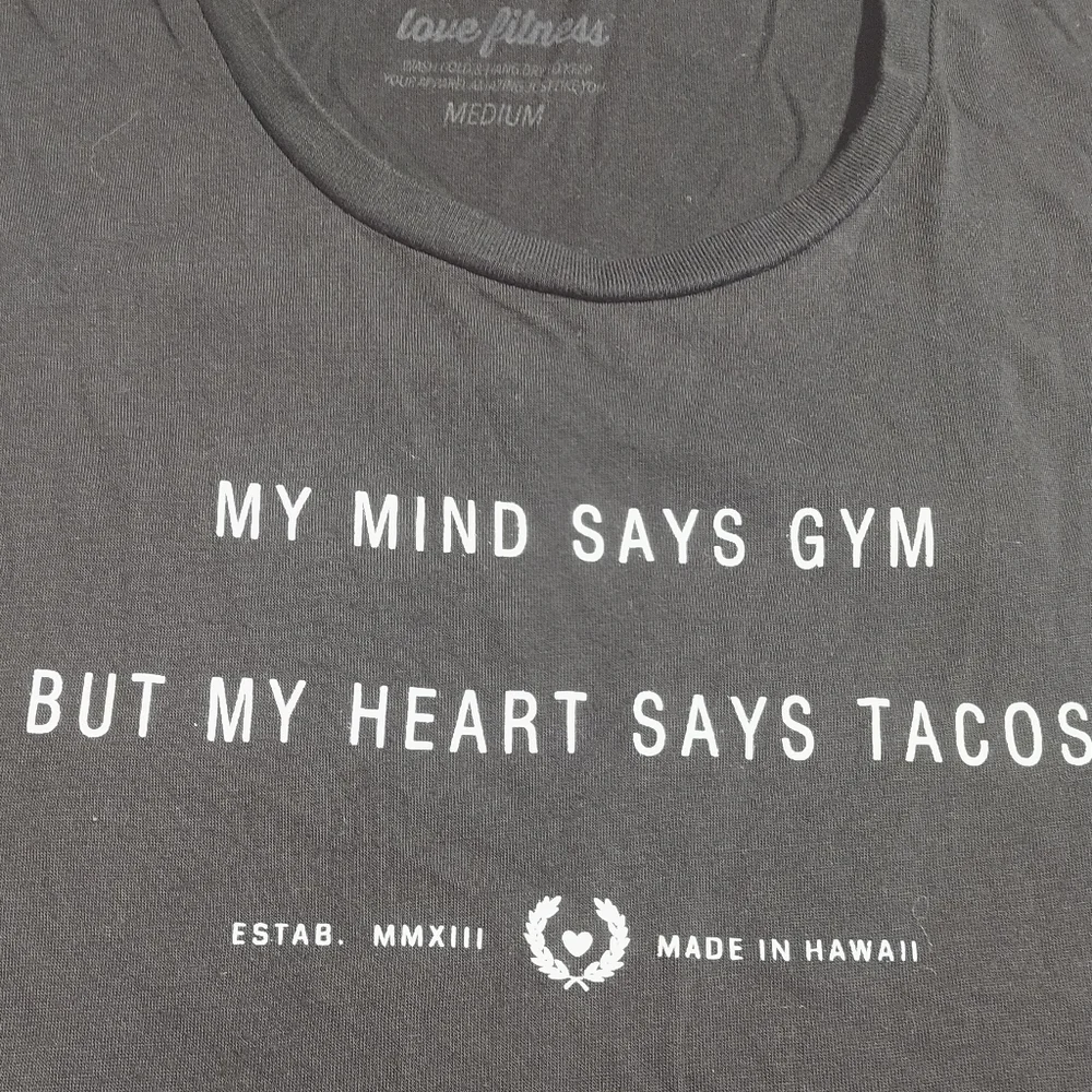 Women's Medium Love Fitness my mond says gym, but my heart says tacos Tank Top M - Picture 4 of 4